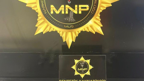 Muş'ta otobüs terminalinde uyuşturucu satan şüpheli tutuklandı