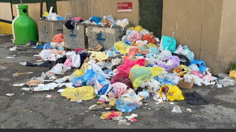 Maltepe'de çöpler 3 gündür toplanmıyor! Vatandaşlar tepki gösterdi