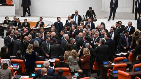 Meclis’te tabutlu eylem! Genel Kurul karıştı