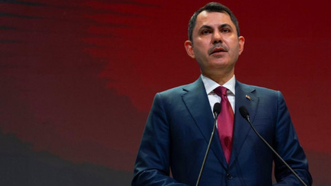 Bakan Kurum’dan Özgür Özel’e Tepki: Laf söyleyeceğine şapkasını önüne alacak düşünecek