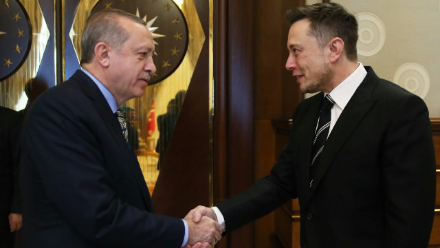 Elon Musk Anıtkabir'i ziyaret etti