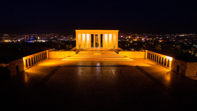 Anıtkabir ilk kez gece ve gündüz havadan görüntülendi