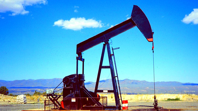 Doğu Türkistan'da petrol yatağı bulundu