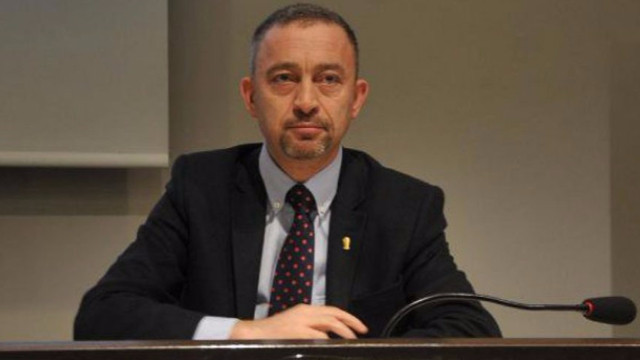 Ümit Kocasakal, CHP Genel Başkanlığı'na adaylığını açıkladı