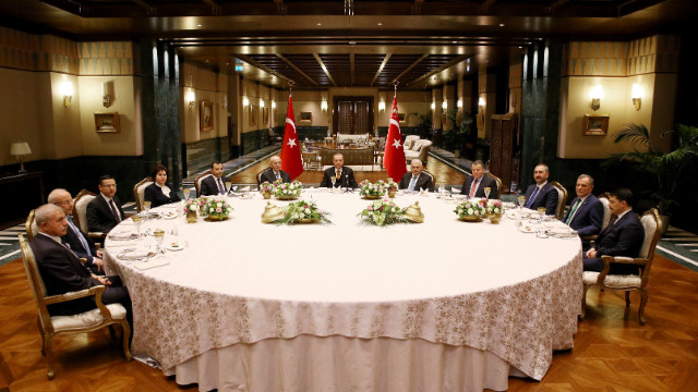 Cumhurbaşkanı Erdoğan, yasama, yürütme ve yargı organı temsilcileriyle görüştü