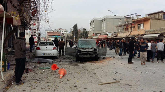 Reyhanlı'ya roket düştü! Reyhanlı Belediye Başkanı: 1 Suriyeli hayatını kaybetti, 32 kişi yaralandı