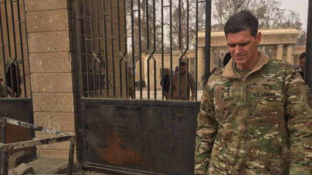 Türkiye Afrin'e girerken ABD komutanı Rakka'yı ziyaret etti