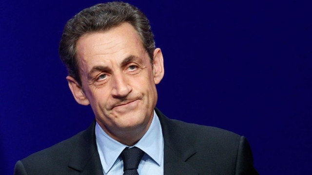 Nicolas Sarkozy kimdir? Nicolas Sarkozy'nin eşi Carla Bruni kimdir?