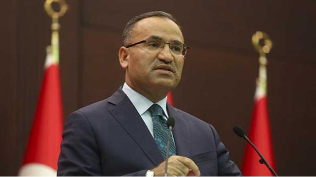 Bekir Bozdağ: Tutuklu Yunan askerleri takas konusu değil