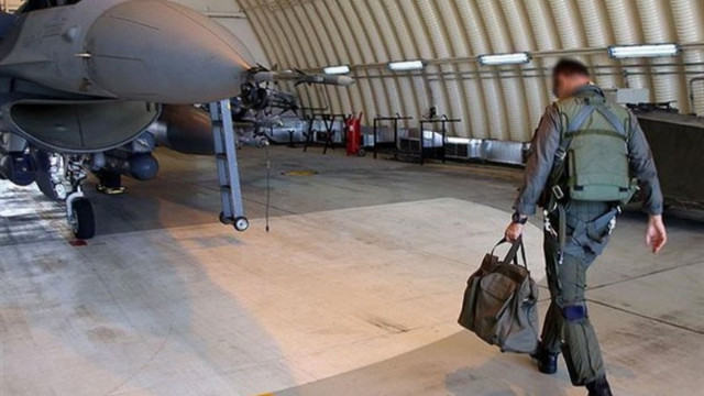 FETÖ'nün Hava Kuvvetleri yapılanmasına operasyon: 101 şüpheli hakkında gözaltı kararı