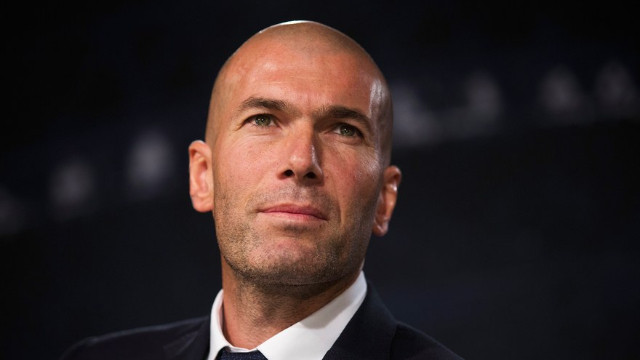 Zidane, Real Madrid'deki görevinden istifa etti