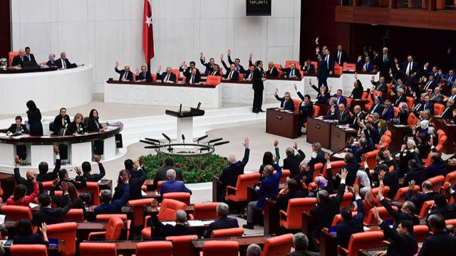Yeni sisteme göre Meclis'teki milletvekilleri sayıları ne anlama geliyor 2018?