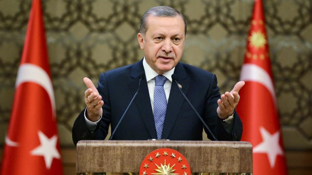 Erdoğan'dan iş dünyasına: Makul süre içinde her şey düzelecek