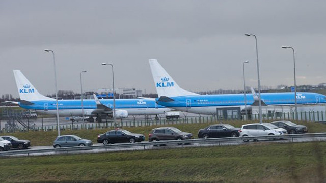Hollanda'da bütün uçuşlar durduruldu!