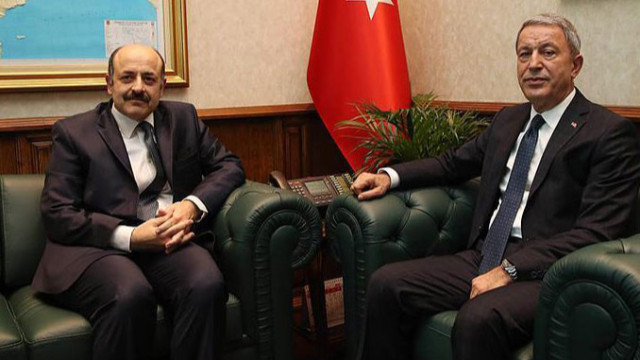 Bakan Akar, YÖK Başkanı Saraç ile görüştü