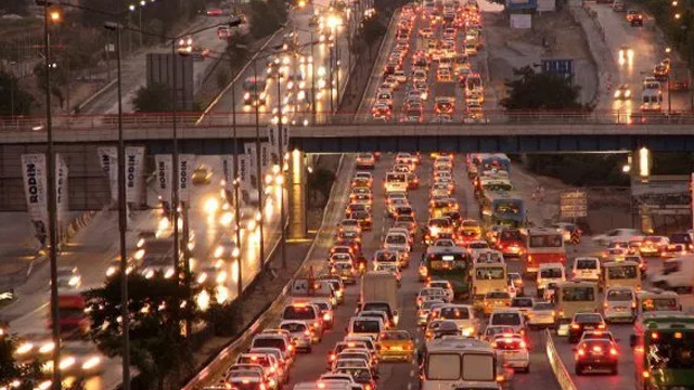 İstanbul'da bayram trafiği başladı!