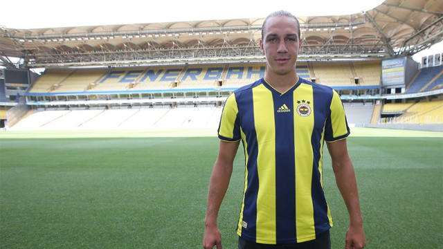 Fenerbahçe, Michael Frey ile 4 yıllık sözleşme imzaladı