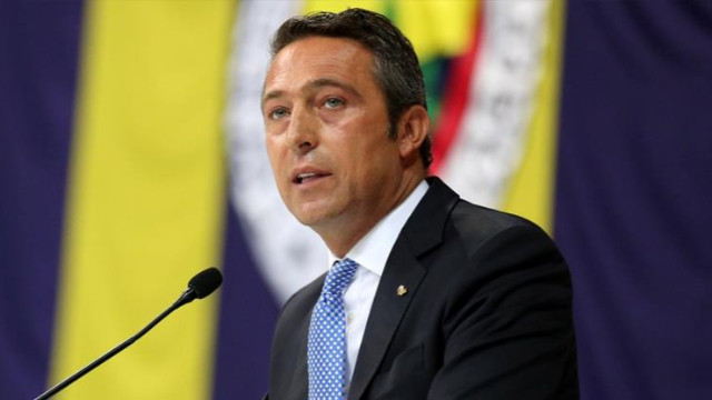 Fenerbahçe Başkanı Ali Koç’tan taraftara: Terbiyesizlik yapma