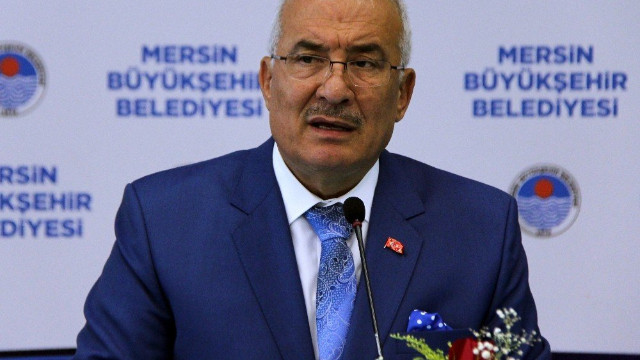 Mersin Büyükşehir Belediye Başkanı Burhanettin Kocamaz MHP'den istifa etti