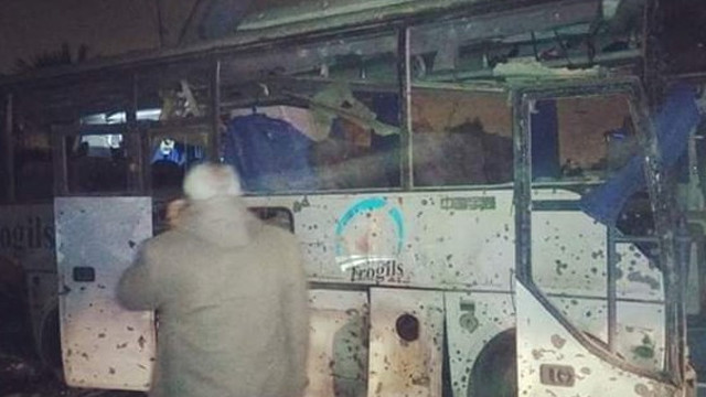 Mısır'da turist otobüsüne bombalı saldırı
