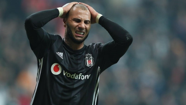 Beşiktaş'ta 2 futbolcu için karar değişti