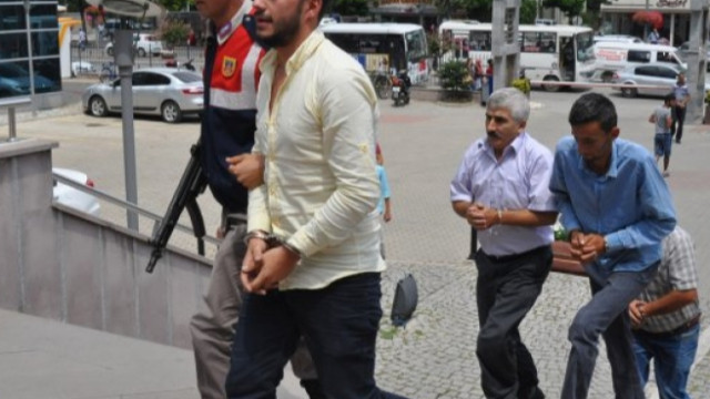 Bursa'da FETÖ operasyonu: 13 gözaltı
