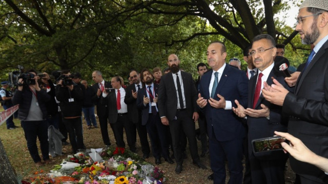 Oktay: Bu silah adı Müslüman olan birisinin elinde olsaydı...