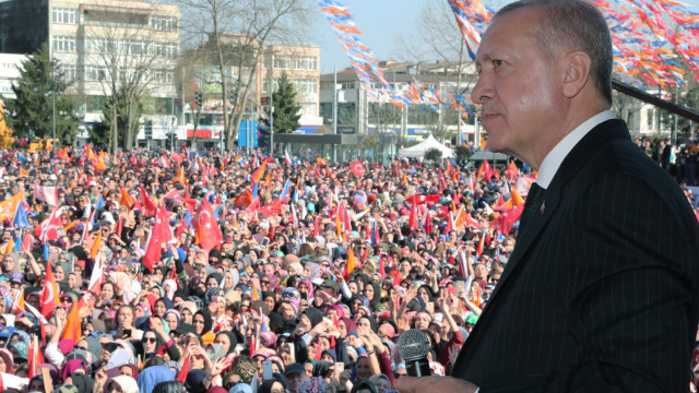Erdoğan: Türk milletiyle hesabı olan herkes 31 Mart'ı bekliyor