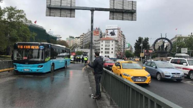 Ankara'da halk otobüsü kaza yaptı