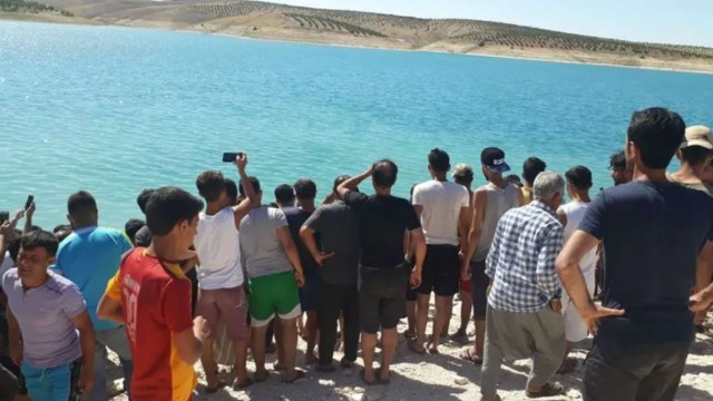 Şanlıurfa'da baraj gölüne giren 2 kişi kayboldu