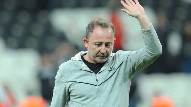 Sergen Yalçın, Beşiktaş’ın teklifini reddetti mi?