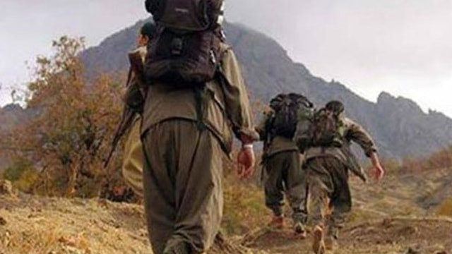 Terör örgütü YPG-PKK çözülüyor: 40 terörist teslim oldu, 600 terörist firar etti