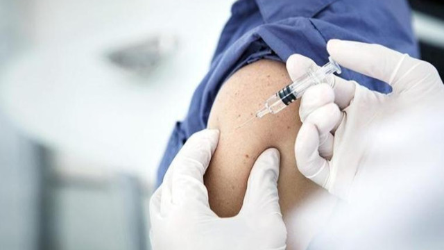 Bakan Koca'dan grip aşısı açıklaması: İlk etapta 253 bin doz aşının dağıtımı yapıldı