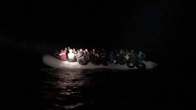 İzmir'de 138 düzensiz göçmen yakalandı
