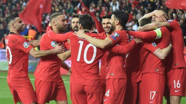 Türkiye, EURO 2020 için sahada