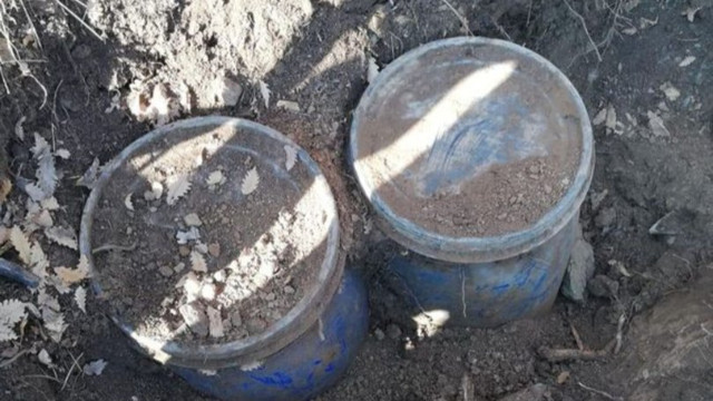 PKK'ya ait patlayıcı ve gıda malzemesi ele geçirildi