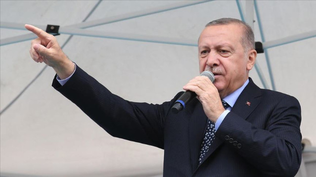 Erdoğan:  Suriye Milli Ordusu'yla beraber Mehmetçiğimiz destan yazıyor