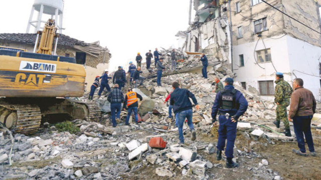 Arnavutluk’ta 26 kişi öldü, 600’ün üzerinde yaralı var