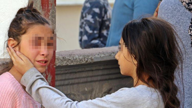 Antalya’da evi yanan 2 çocuk annesi kadın: Bile bile yakıyorlar, benim kime zararım var