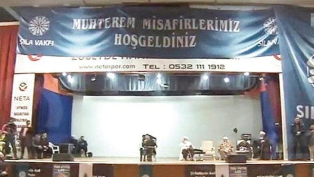 Atatürk posterinin üzerinin kapatılmasına soruşturma