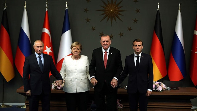 Macron ve Merkel'den 'Dörtlü İstanbul Zirvesi' çağrısı!