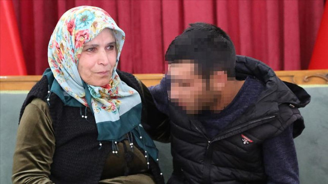 Diyarbakır annelerinden birisi daha evladına kavuştu