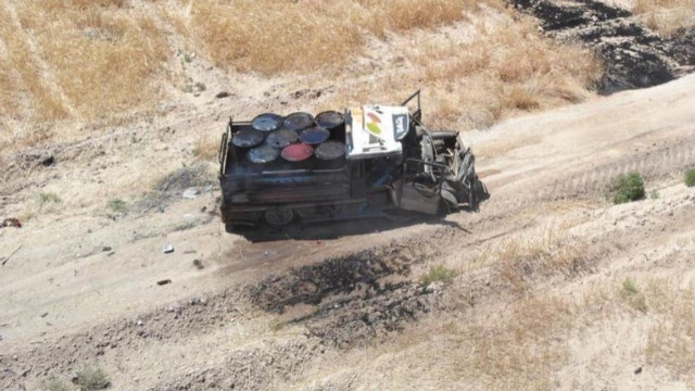 Barış Pınarı bölgesinde bomba yüklü araç vuruldu