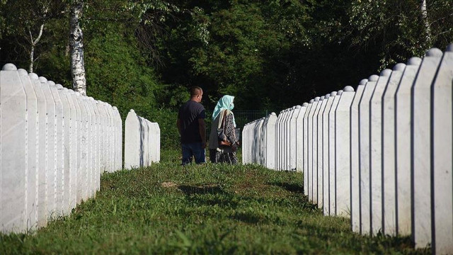 Bakan Çavuşoğlu ve Sözcü Çelik'ten  Srebrenitsa açıklaması