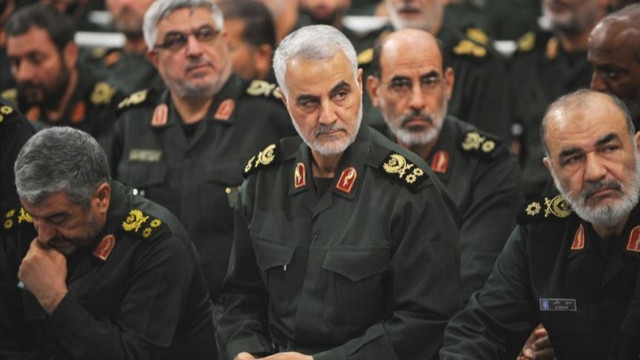 İran Dışişleri Bakanı Zarif’ten Süleymani açıklaması: O defteri kapatmadık