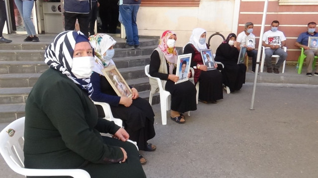 HDP önündeki ailelerin evlat nöbeti 357’nci gününde