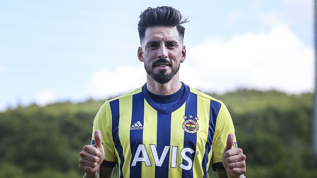Fenerbahçe'nin yeni transferi Sosa: Burada olduğum için çok mutluyum