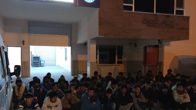 Van’da 63 kaçak göçmen yakalandı