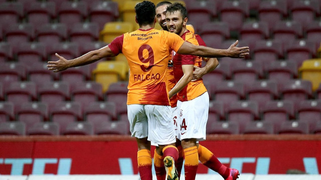 Galatasaray'ın Neftçi Bakü maçı kamp kadrosu