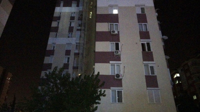 Antalya’da 5’inci kattan düşen kadın hayatını kaybetti